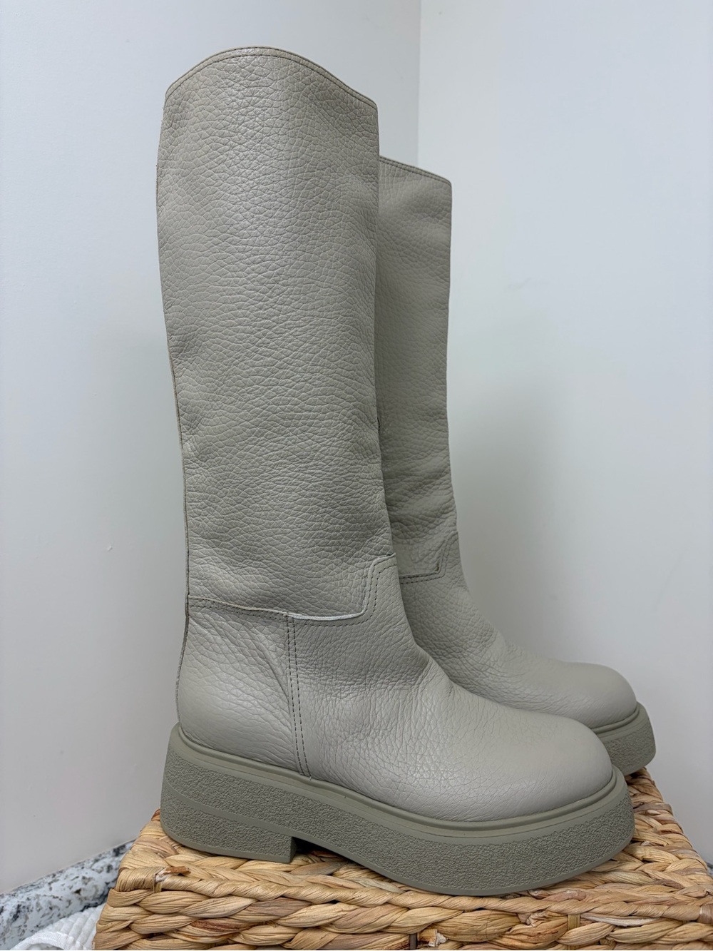 Chunky Knee-High Heeled Boots in Light Grey